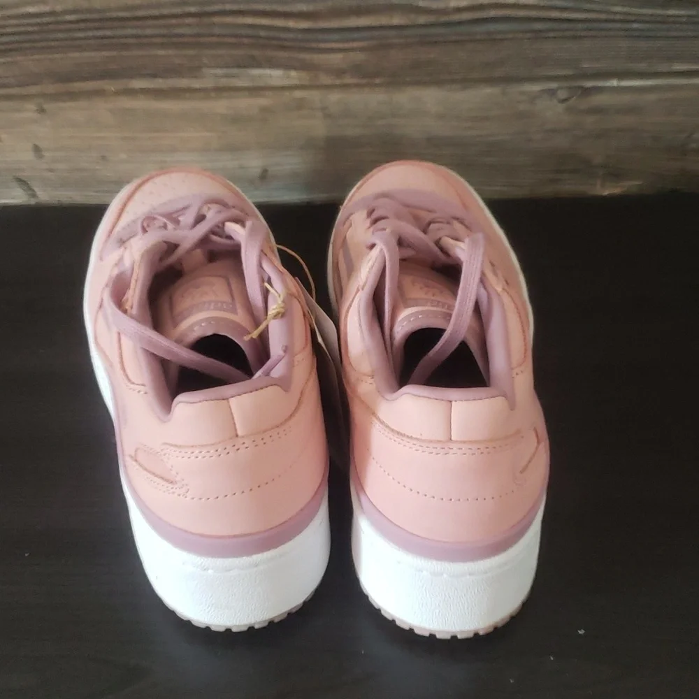 New Adidas Forum Bold Pink Womens 6.5 Sneakers Streetwear Casual Everyday Sporty